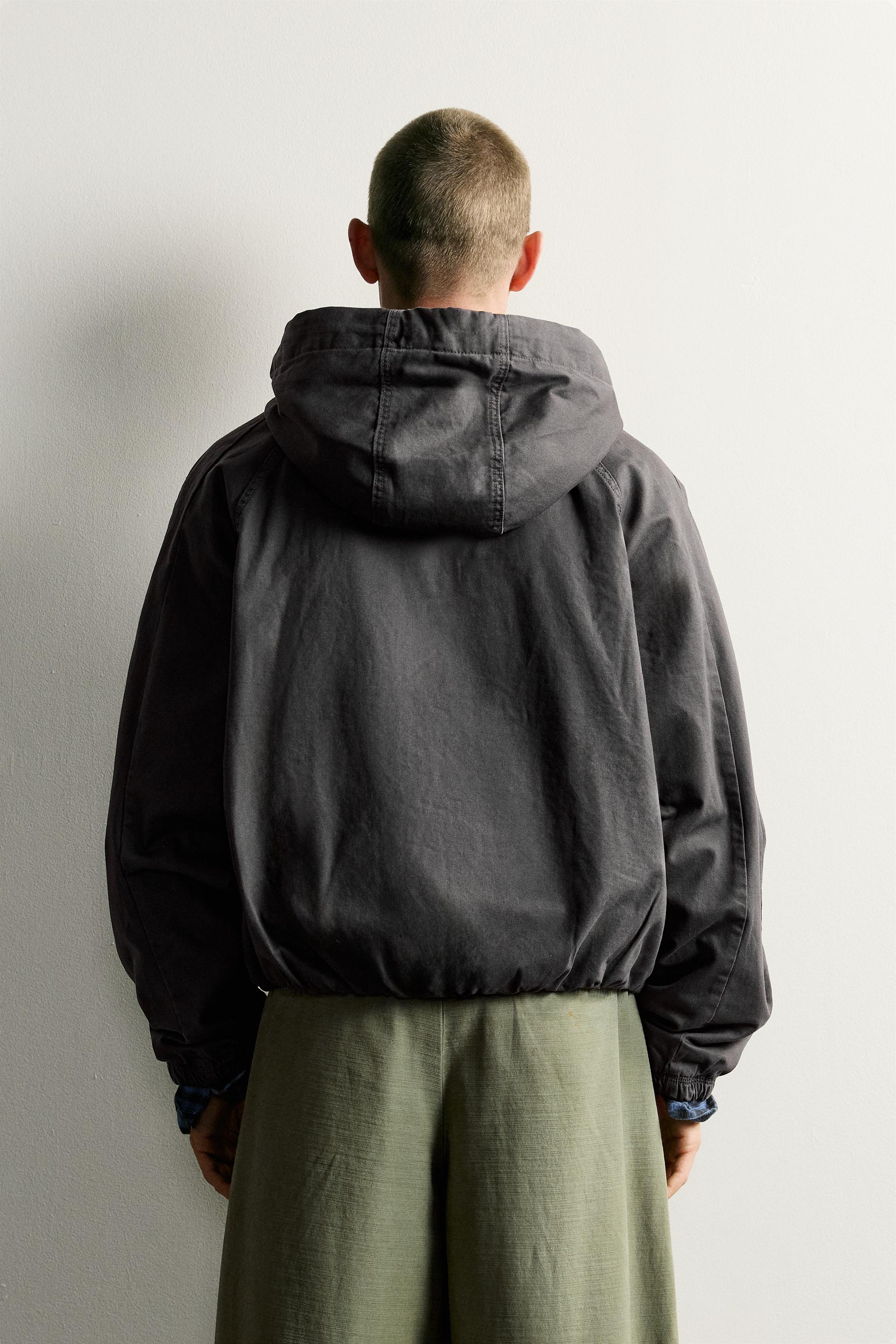 CONTRAST HOODIE PUFFER JACKET